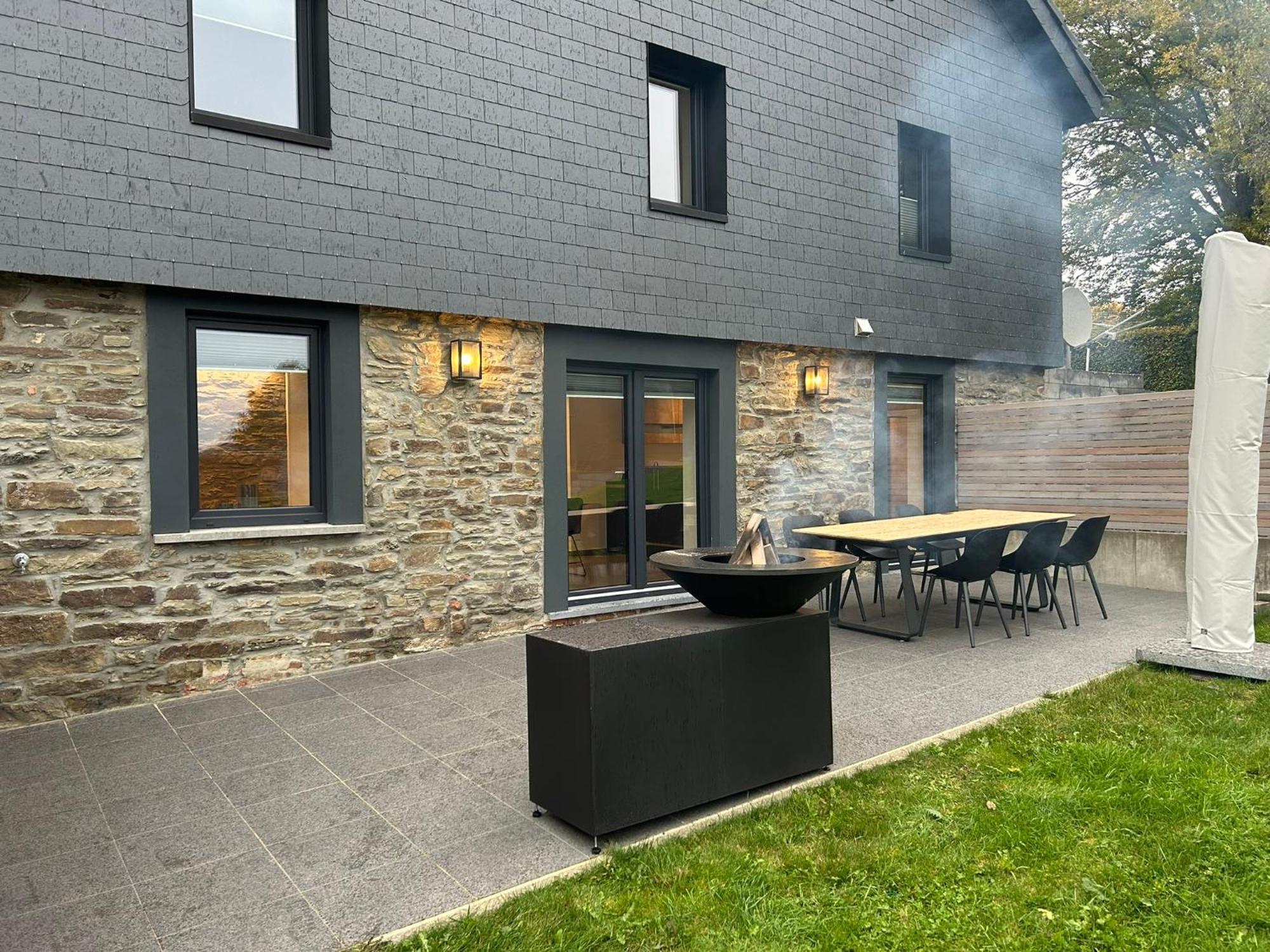 Hyronimus House Lägenhet Amblève Exteriör bild